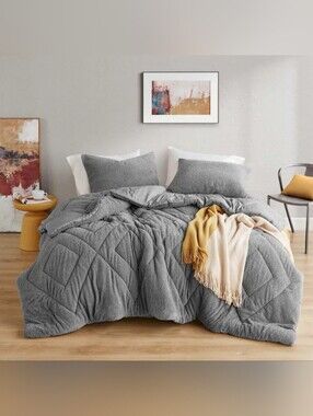 Kyla 3-Piece Gray Microfiber Full/Queen Comforter Set